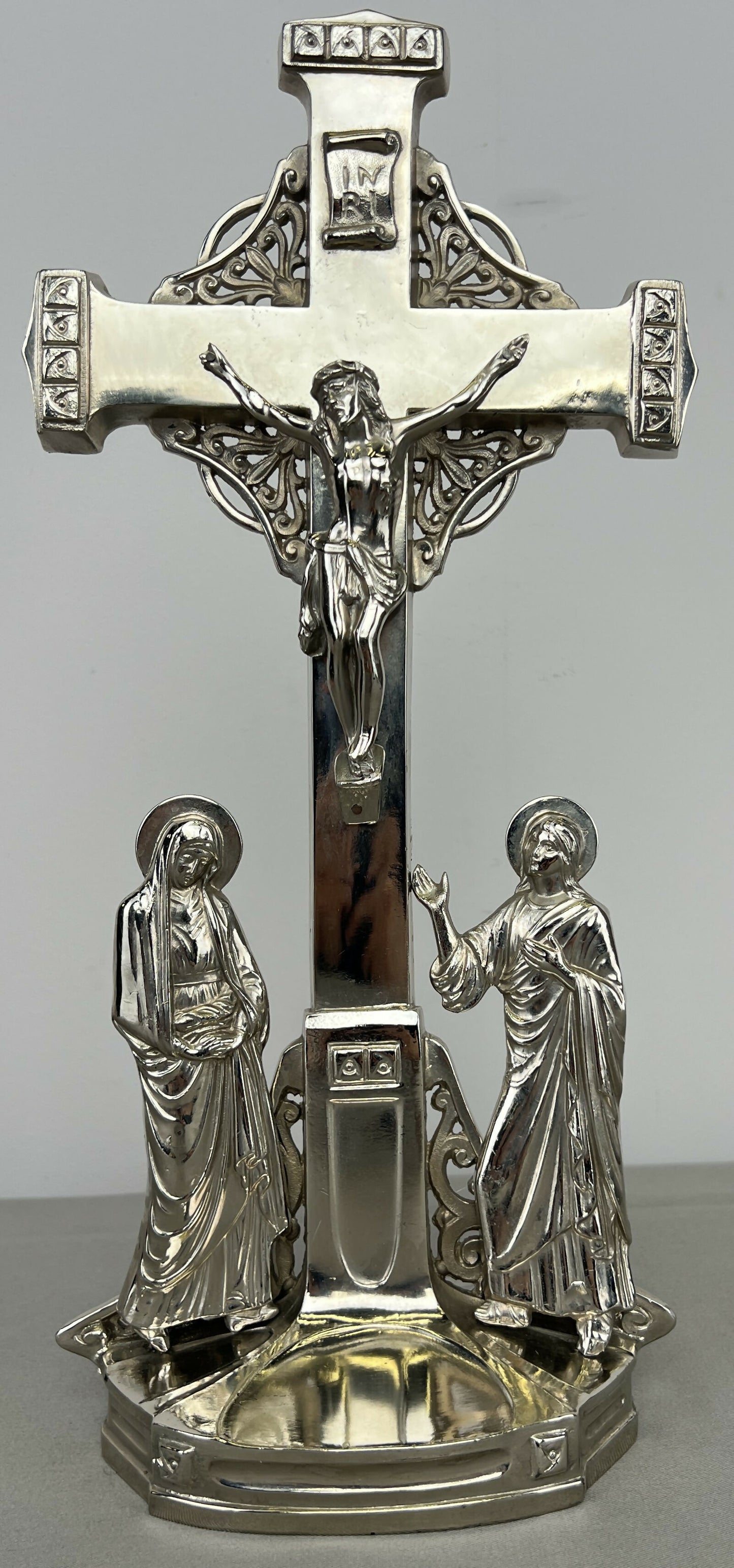 Crucifix Vintage French Style Metal Ornate Religious Figure LOT 6420