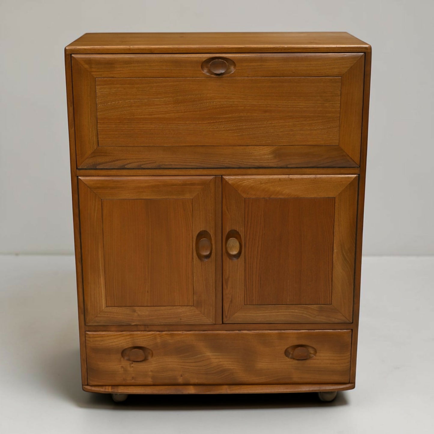 Ercol Drinks Cabinet Bureau Gin/Serving Cabinet Light Finish FREE UK Delivery