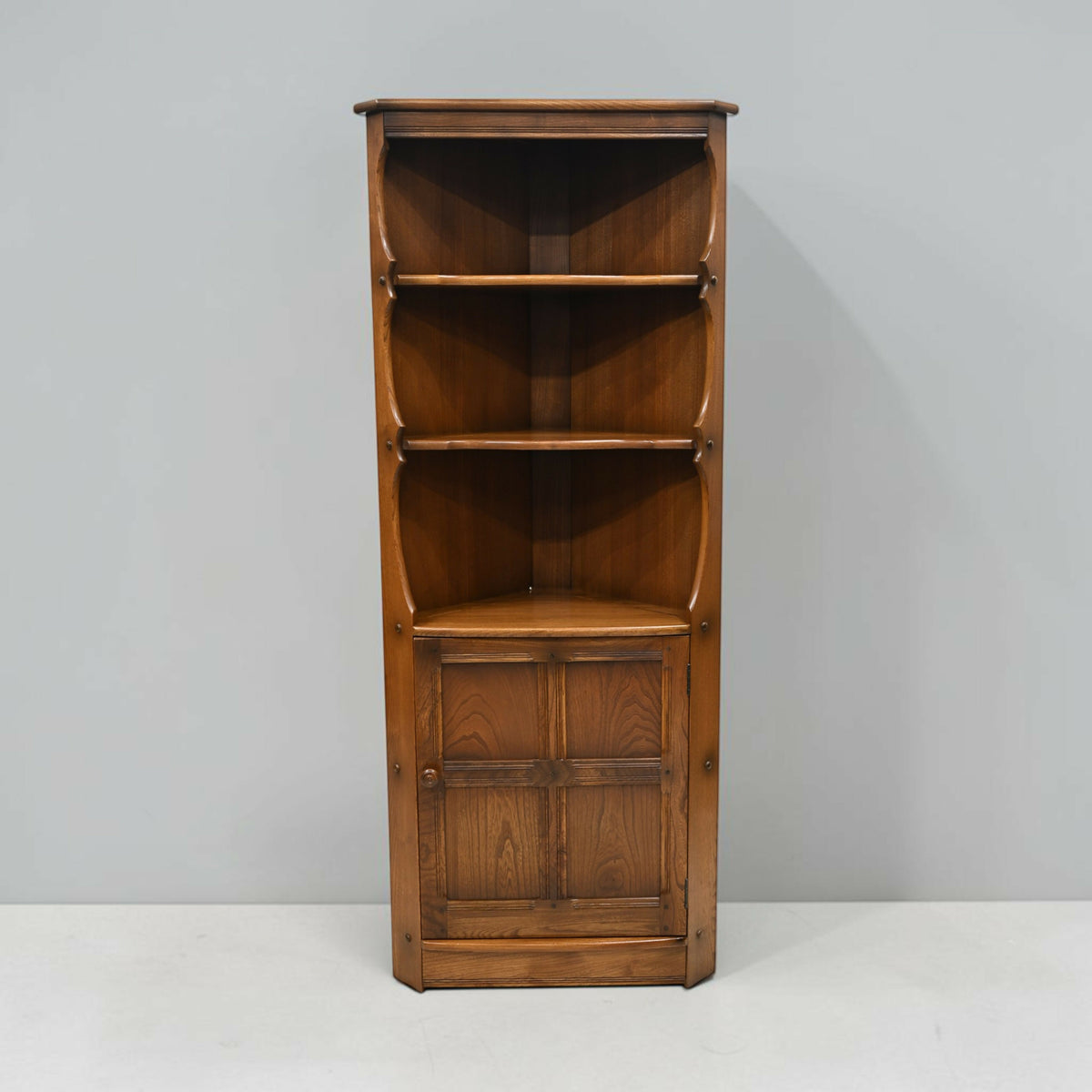 Ercol Old Colonial Corner Cabinet Golden Dawn Finish #474 FREE UK Delivery*