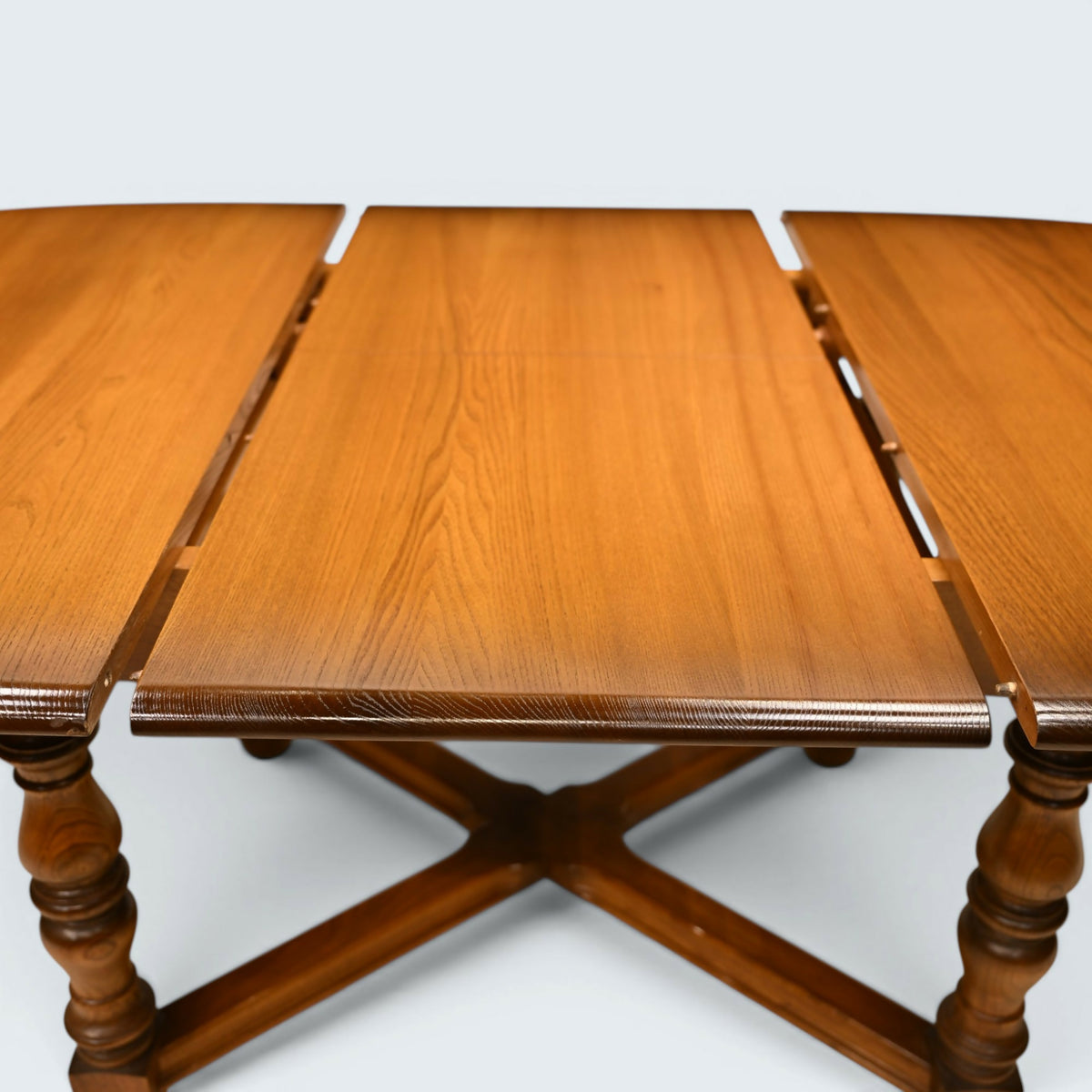 Ercol Woburn Extending Dining Table D End Seats 10 Model 705 GD FREE UK Delivery