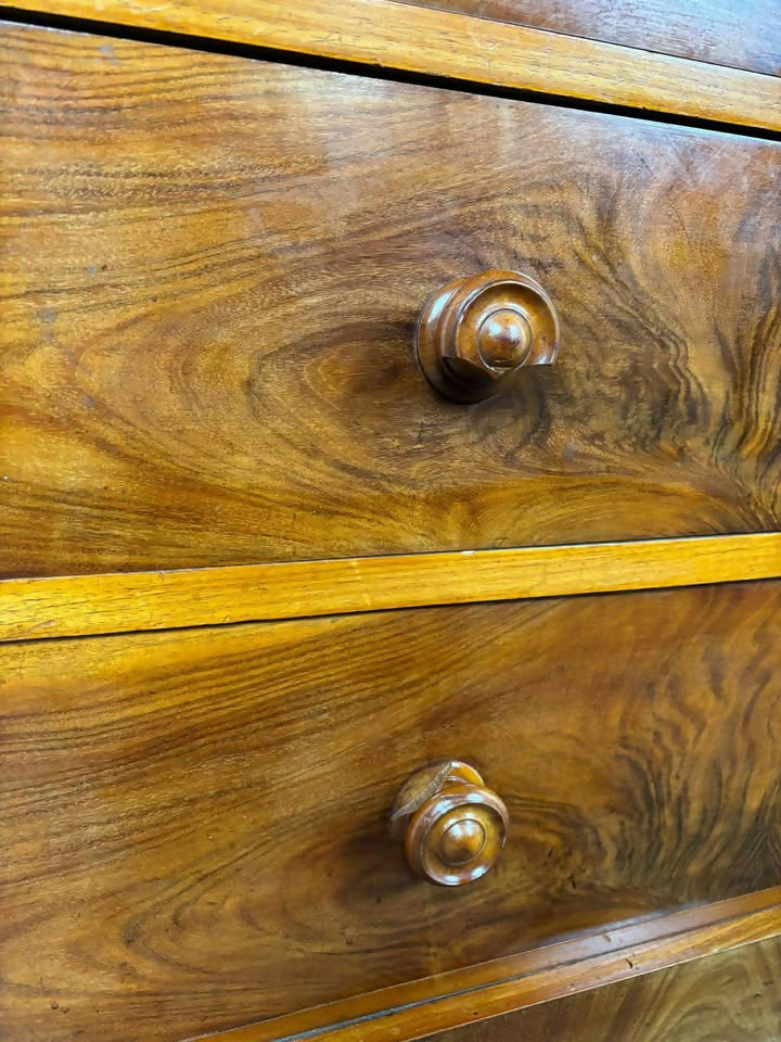 Victorian Flame Mahogany Chest of Drawers