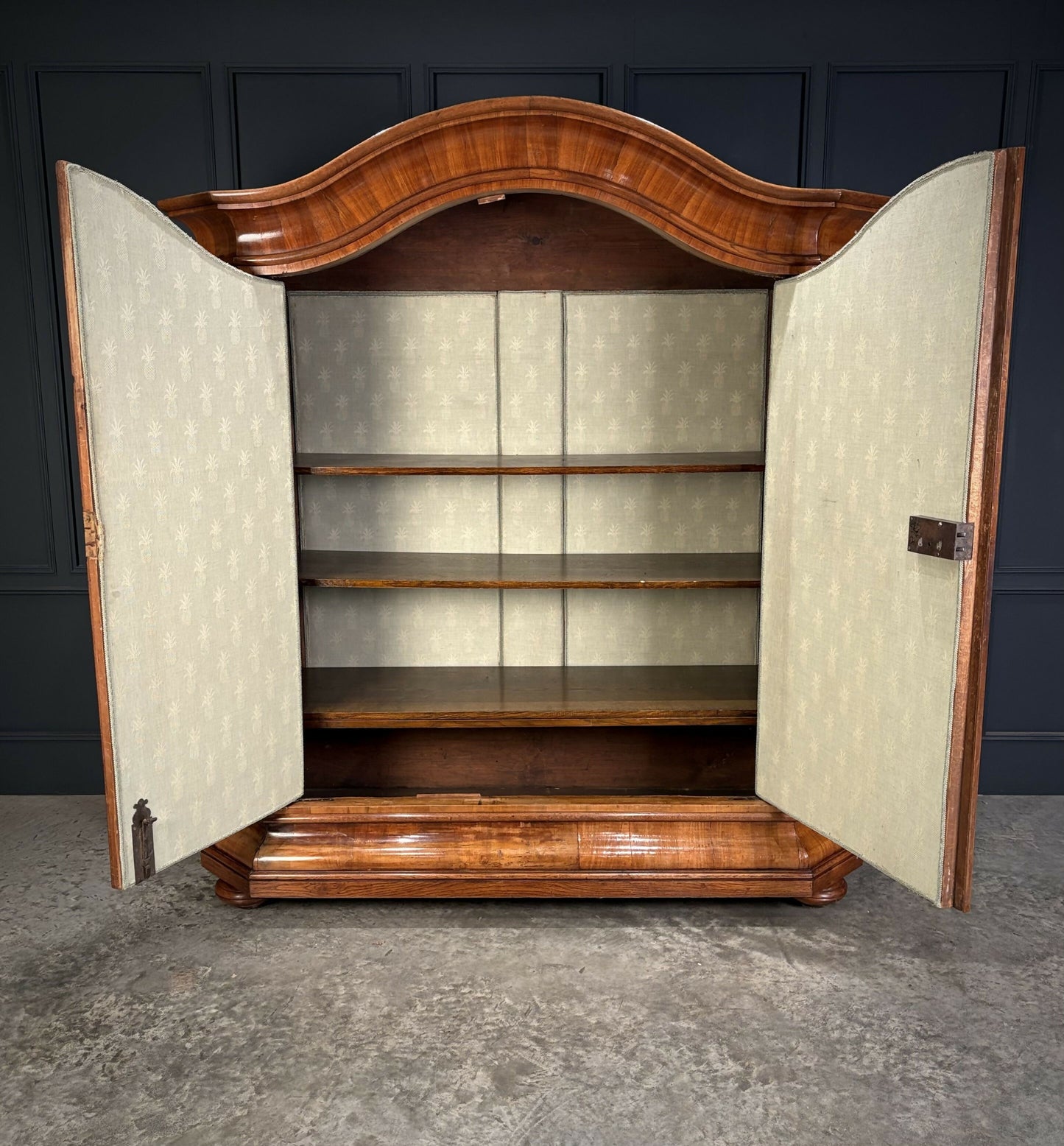 Large Continental Oak & Walnut Art Deco Wardrobe