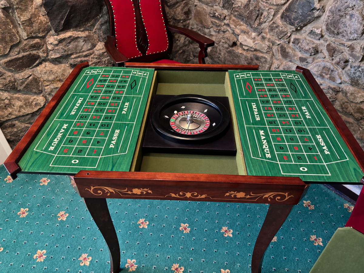 Italian Sorrento Marquetry Games Table – Chess, Roulette & Card Poker Casino Table