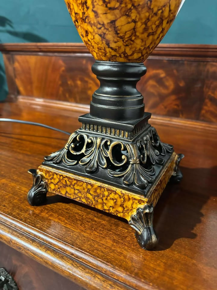 Ornate Reproduction Table Lamp4