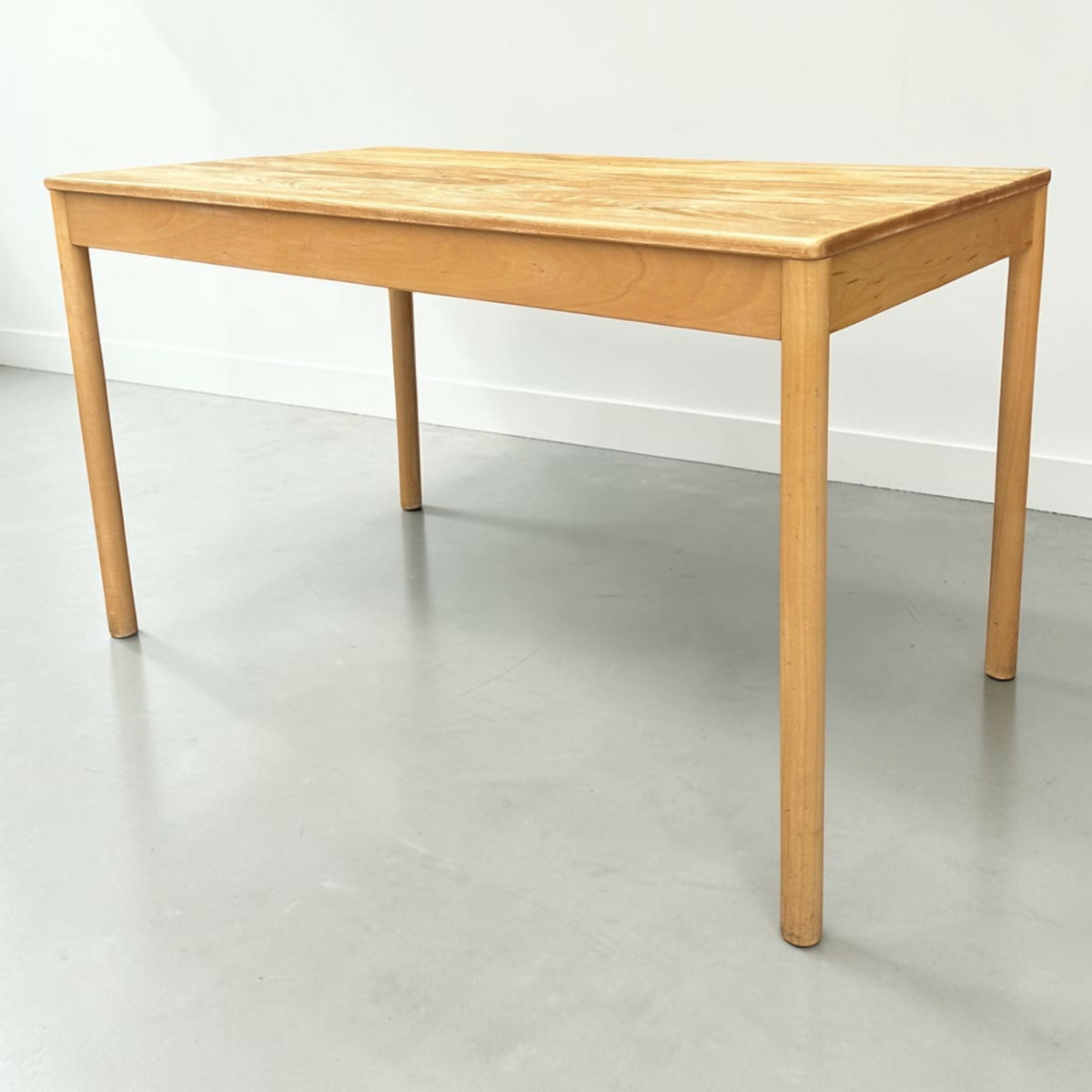 Ercol Elm dining table