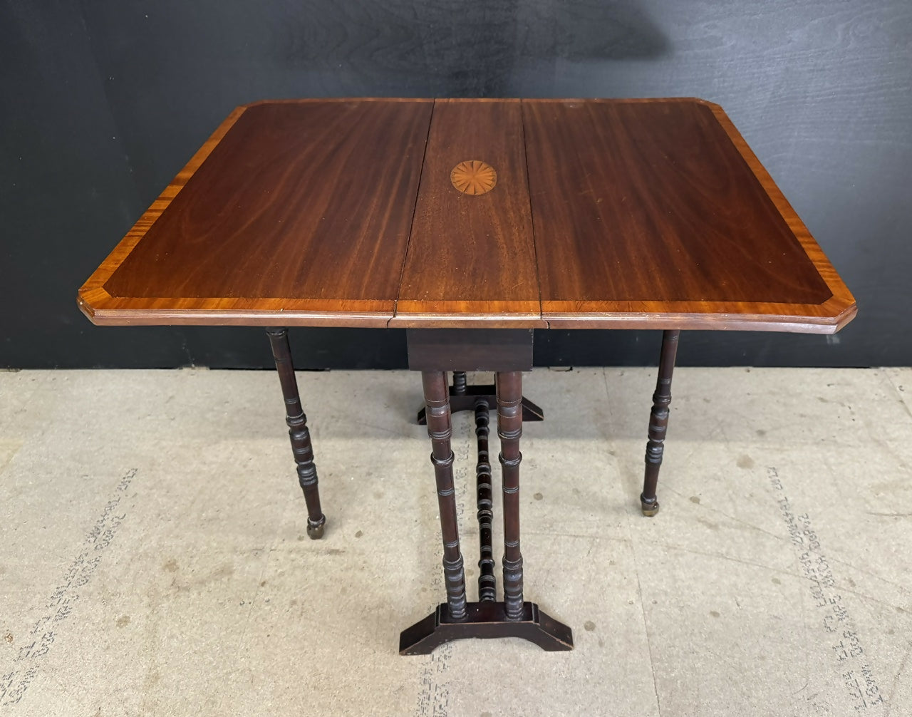 Inlaid Edwardian Sutherland Table