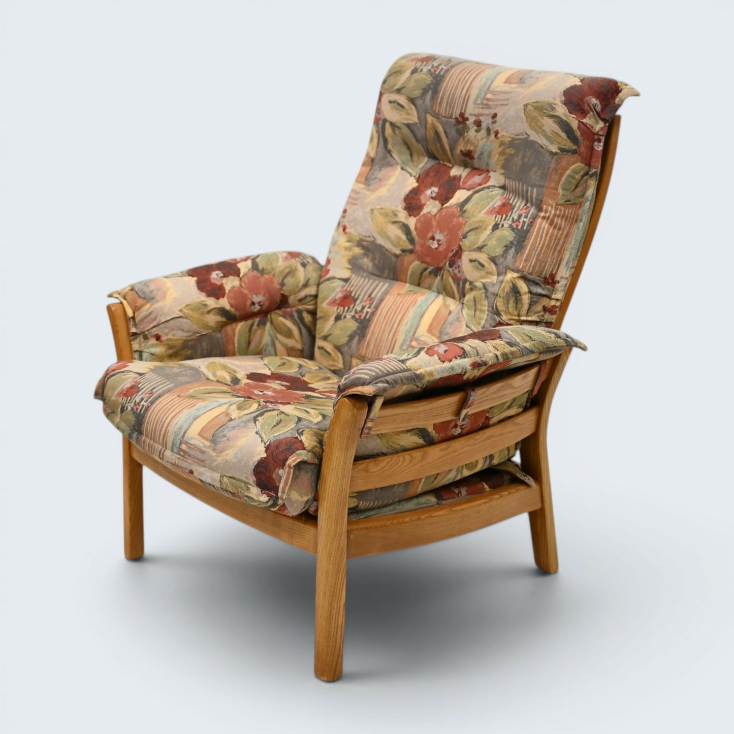 Ercol Saville Easy Chair Armchair Light Blonde Ercol's Upholstery FREE Delivery