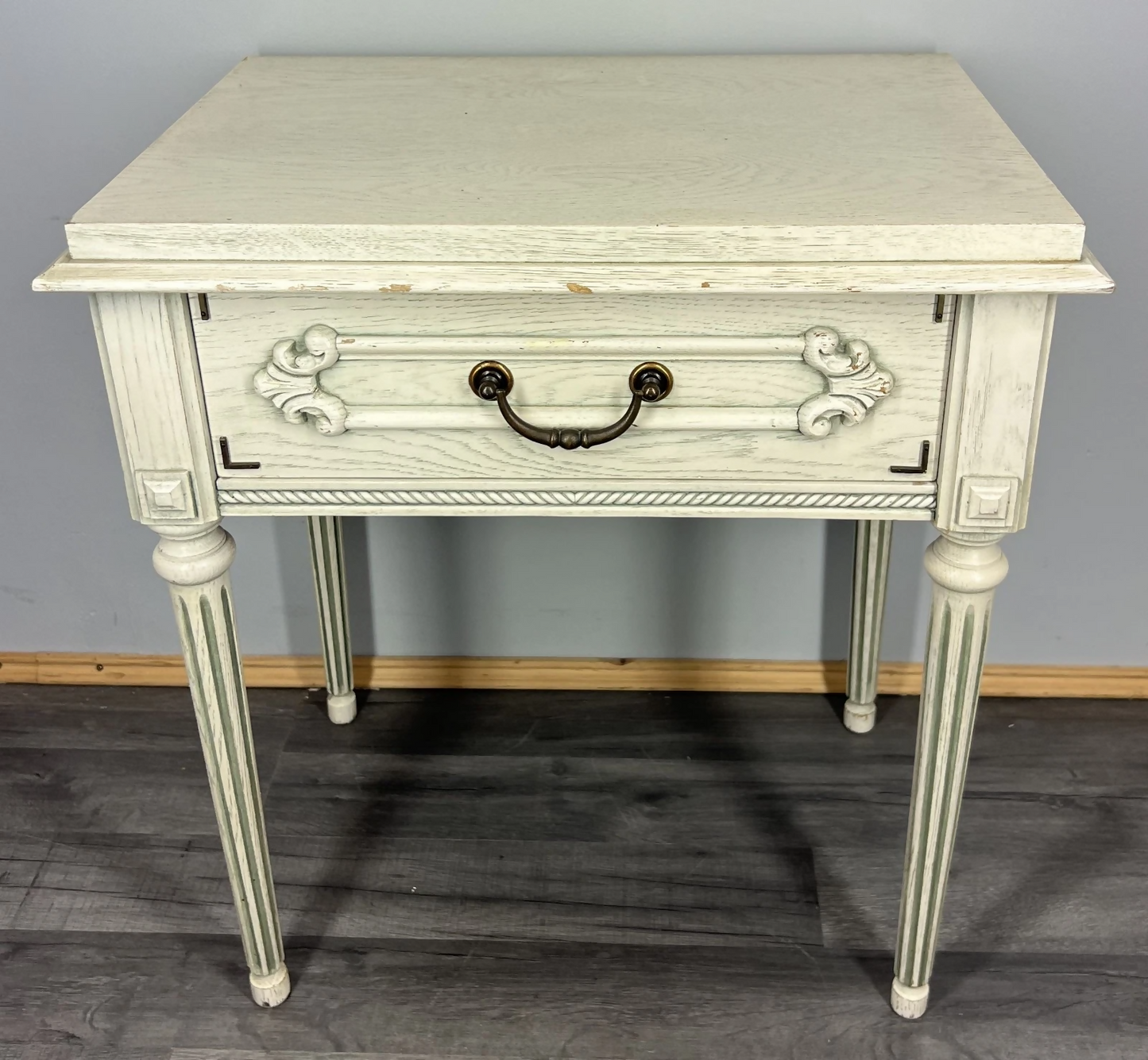 Bedside Table Vintage France Shabby Chic Painted Drawer Carved Cabinet LOT 4042