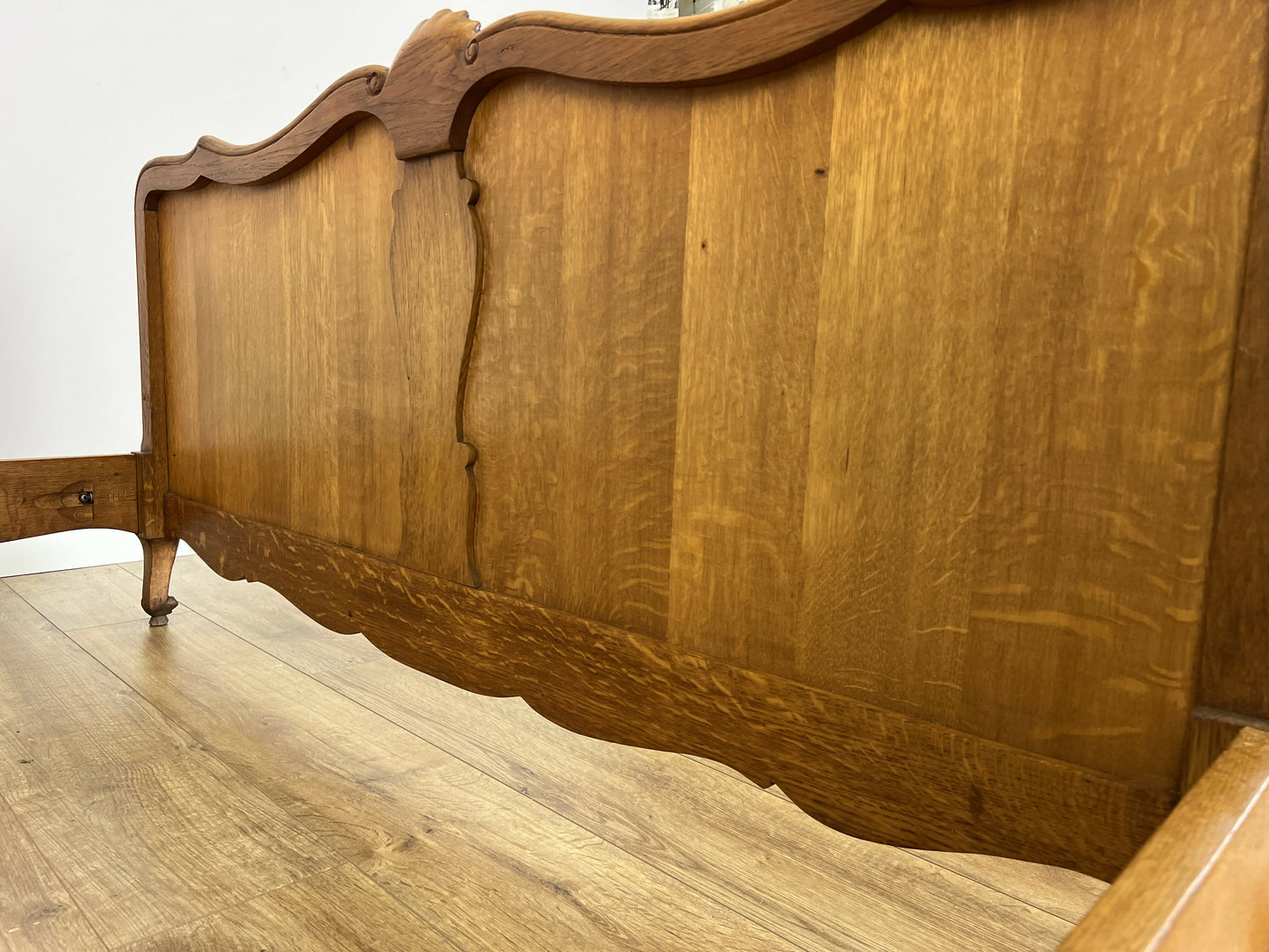 Bed Vintage French Louis XVI Oak Double Bed Frame Carved Headboard LOT 6373