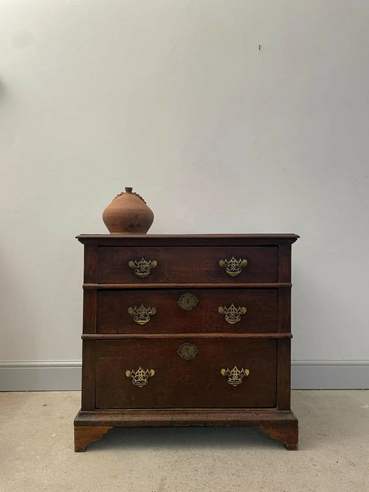 An 18th century vintage oak chest of drawers