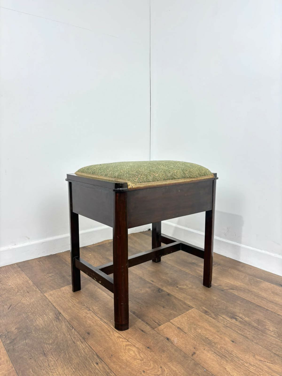 Vintage Mahogany Piano Stool with Storage