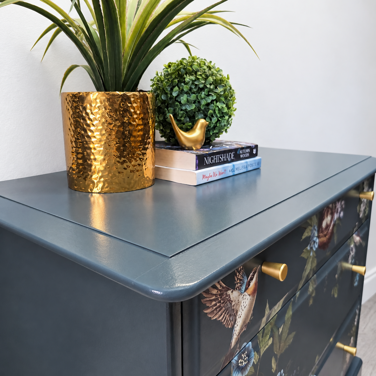 Vintage Stag Minstrel Chest of Drawers – Dark Grey with Botanical Bird Design