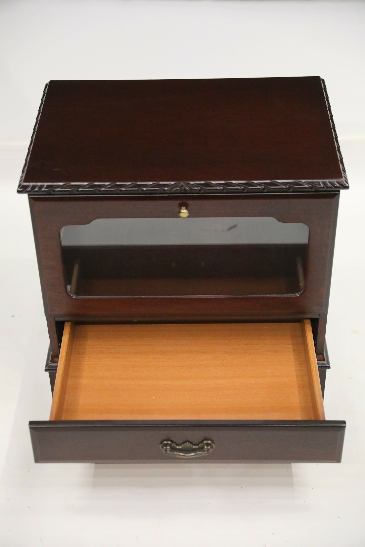 Modern Television Stand With Media Box Area And Drawer FREE UK Delivery. SBR6932/2202B