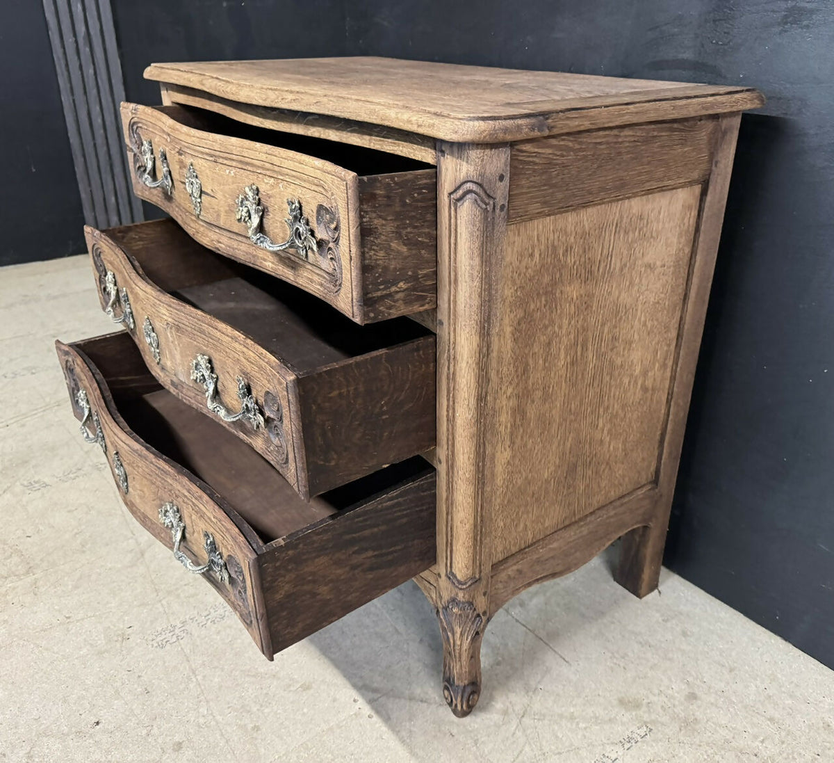 French Bleached Oak Chest of Drawers