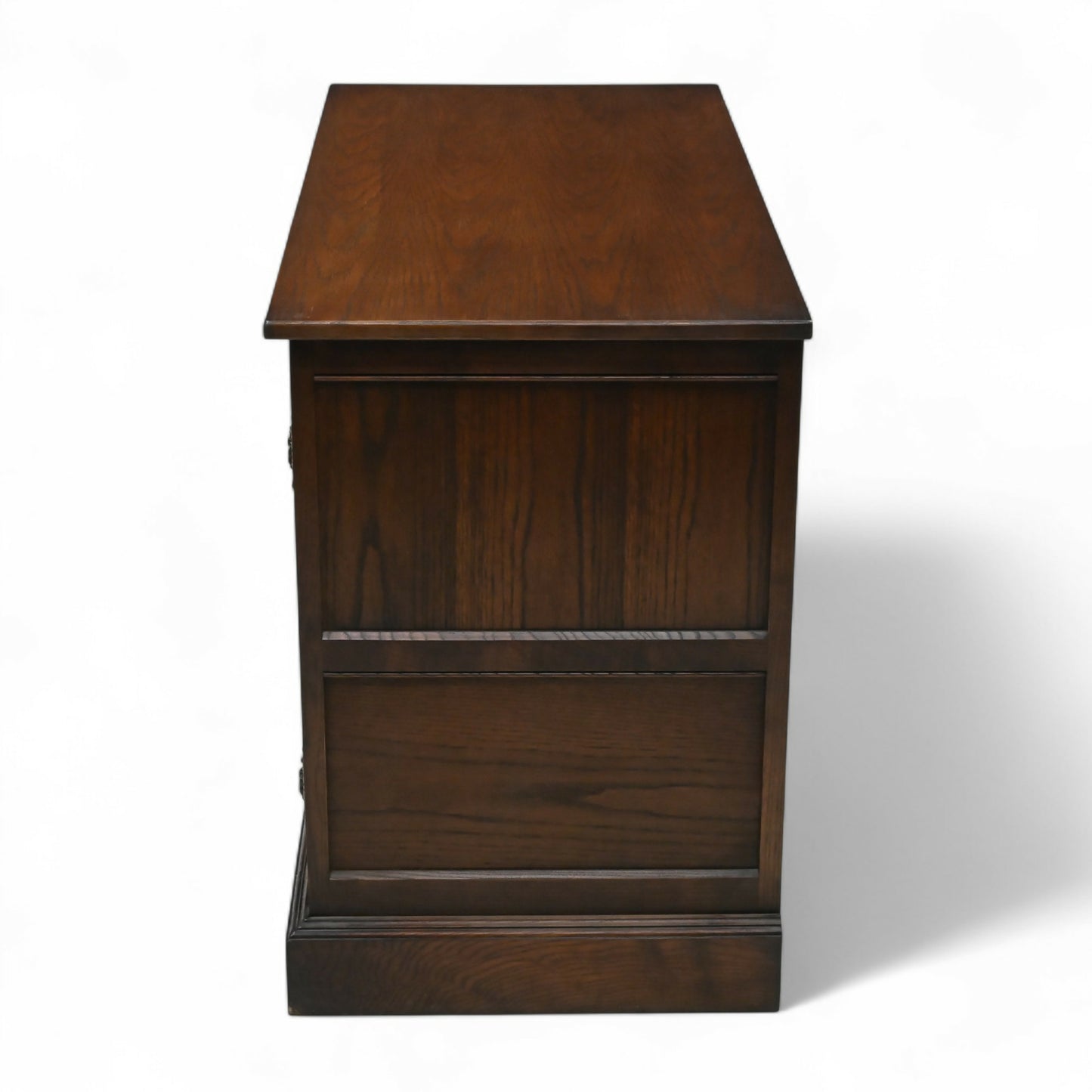 Old Charm TV Stand Glazed Drawer Model 2265 Tudor Brown FREE UK Delivery. SBR10351/1704E