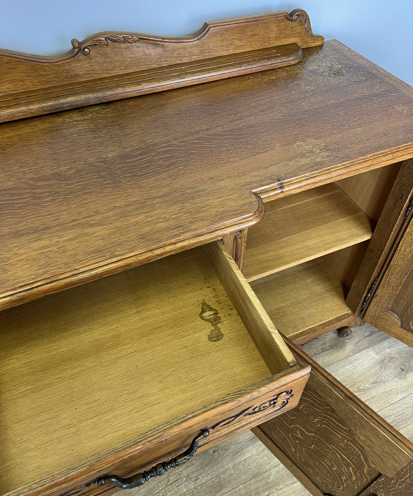 Sideboard Vintage French Louis Style Oak 4 Door Cupboard Carved Cabinet LOT 6361