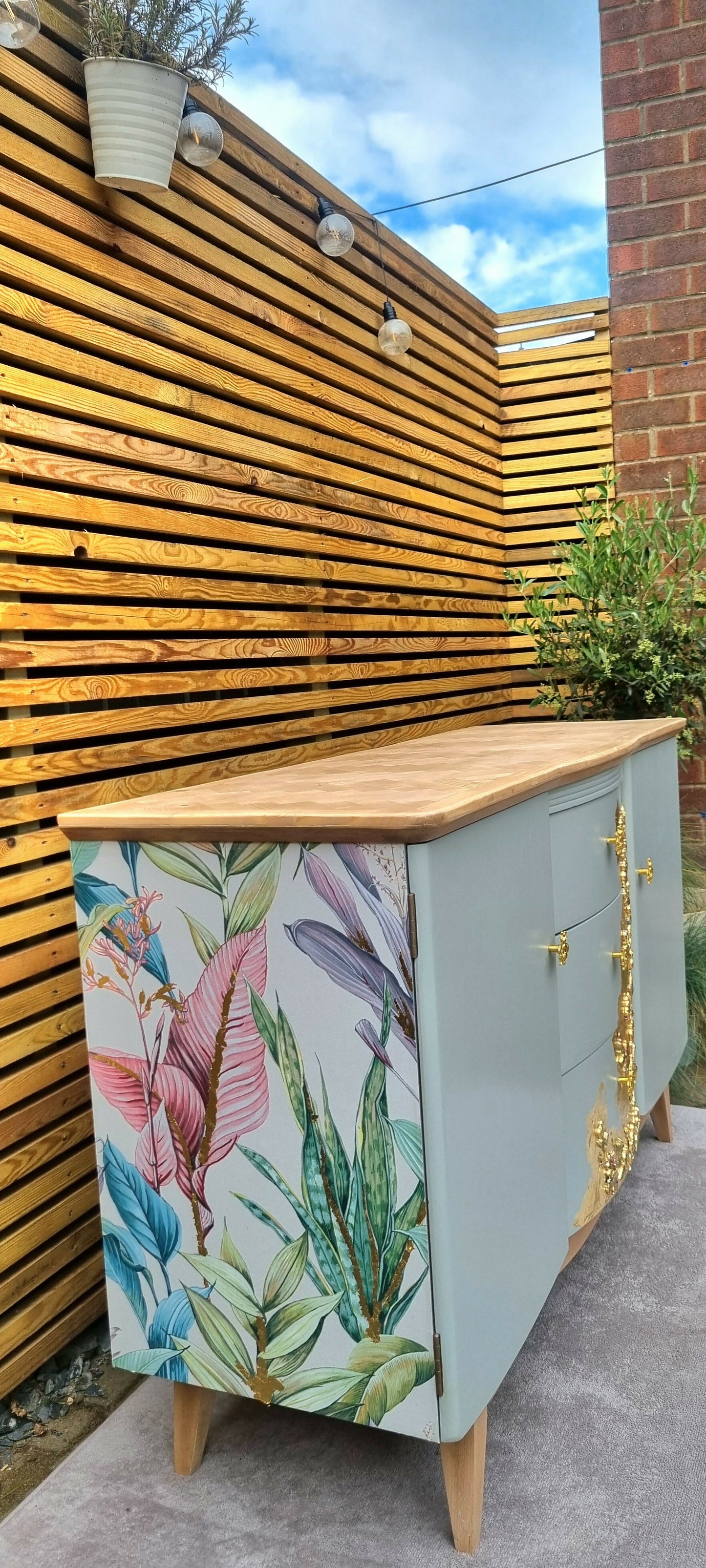 Beautiful vintage lebus sideboard