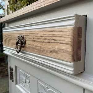 Oak Vintage Sideboard / painted furniture / Up cycled furniture / Handmade / Repurposed / Vintage / Farmhouse