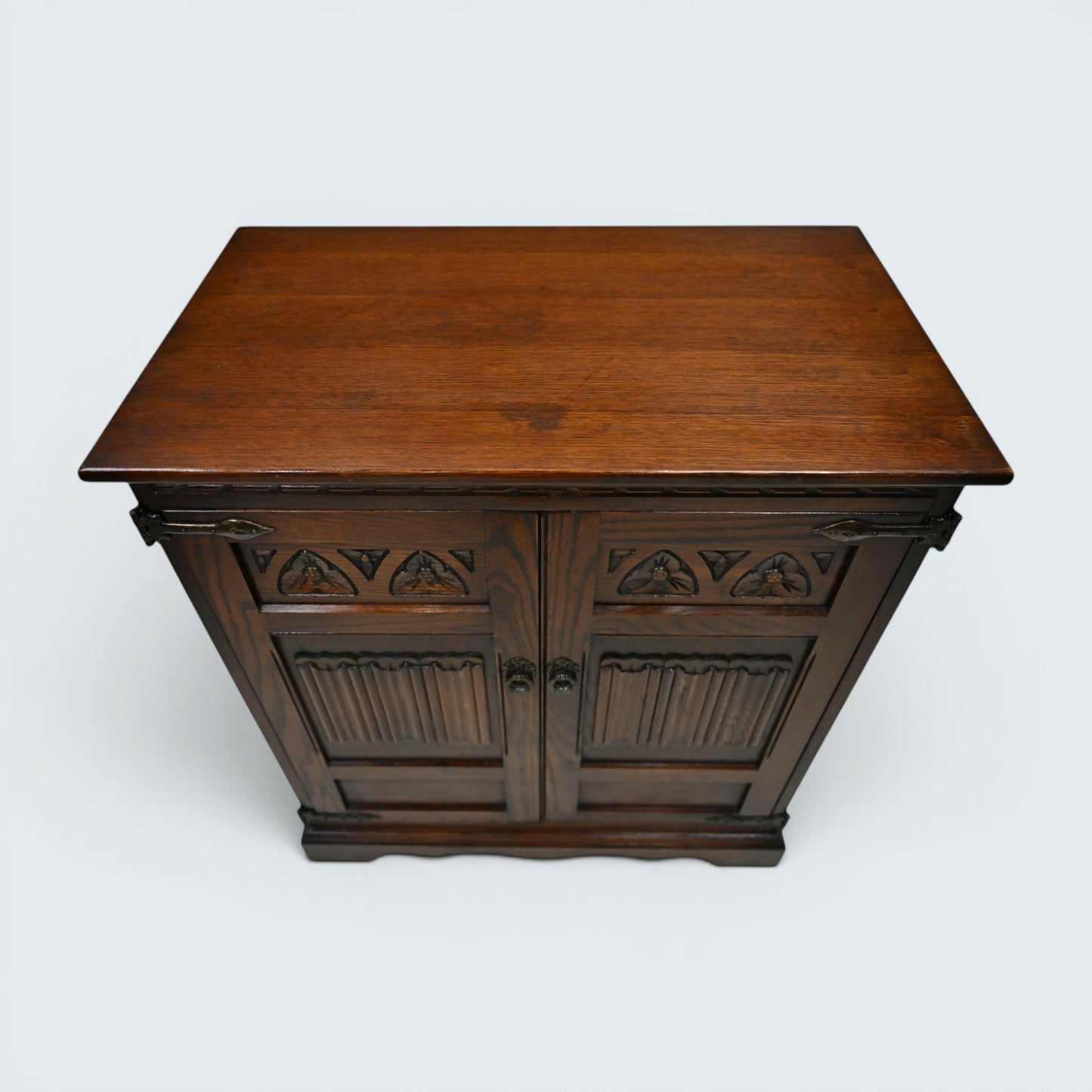 Old Charm Oak TV Video Cabinet Cupboard Light Oak Model 2053 FREE UK Delivery