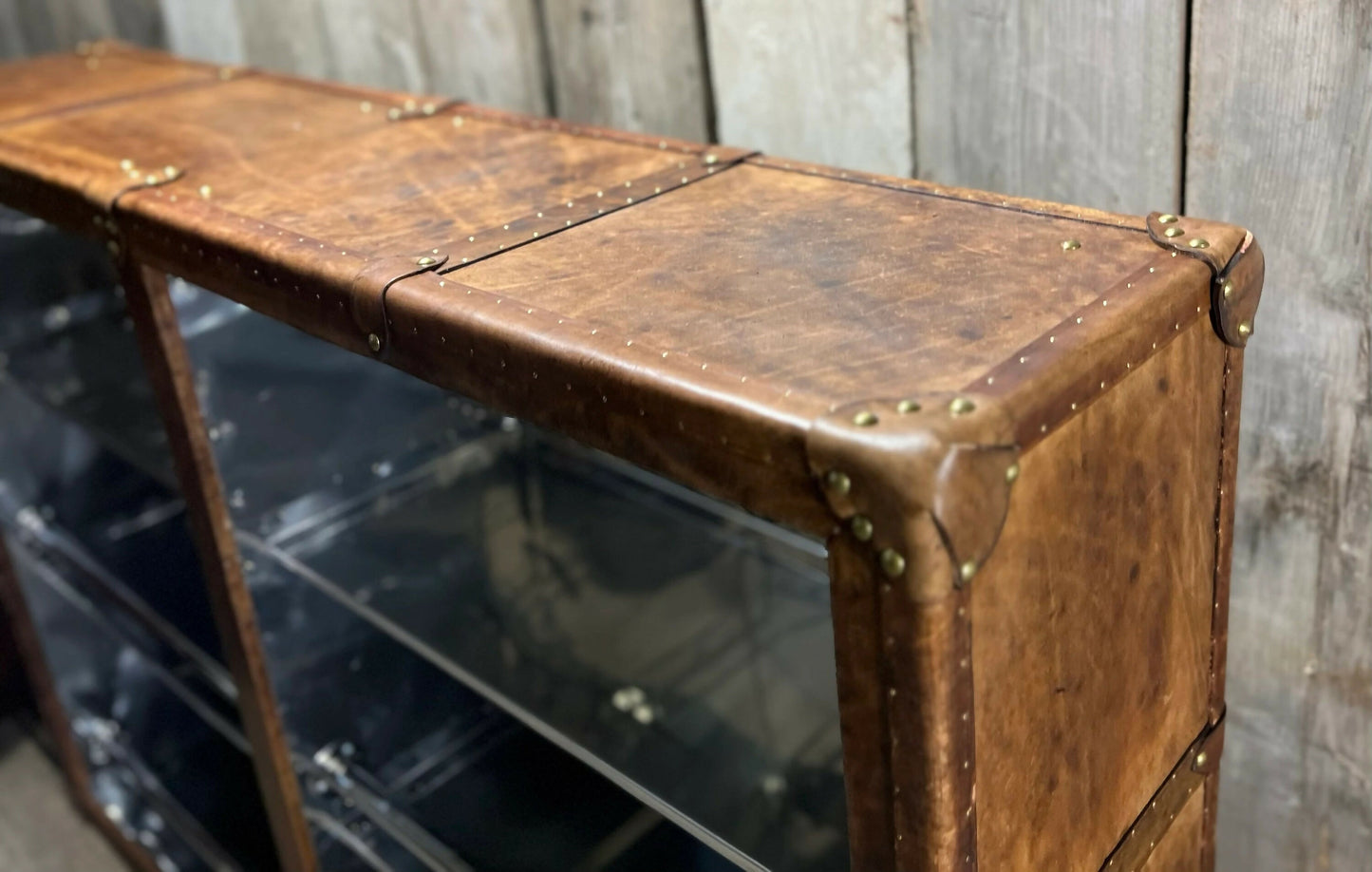 Luxury Vintage Drinks Cocktail Cabinet