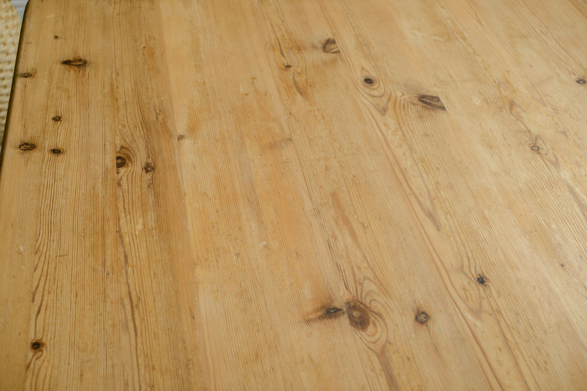 6.5 FT Pine Farmhouse Dining Table - Seats 8