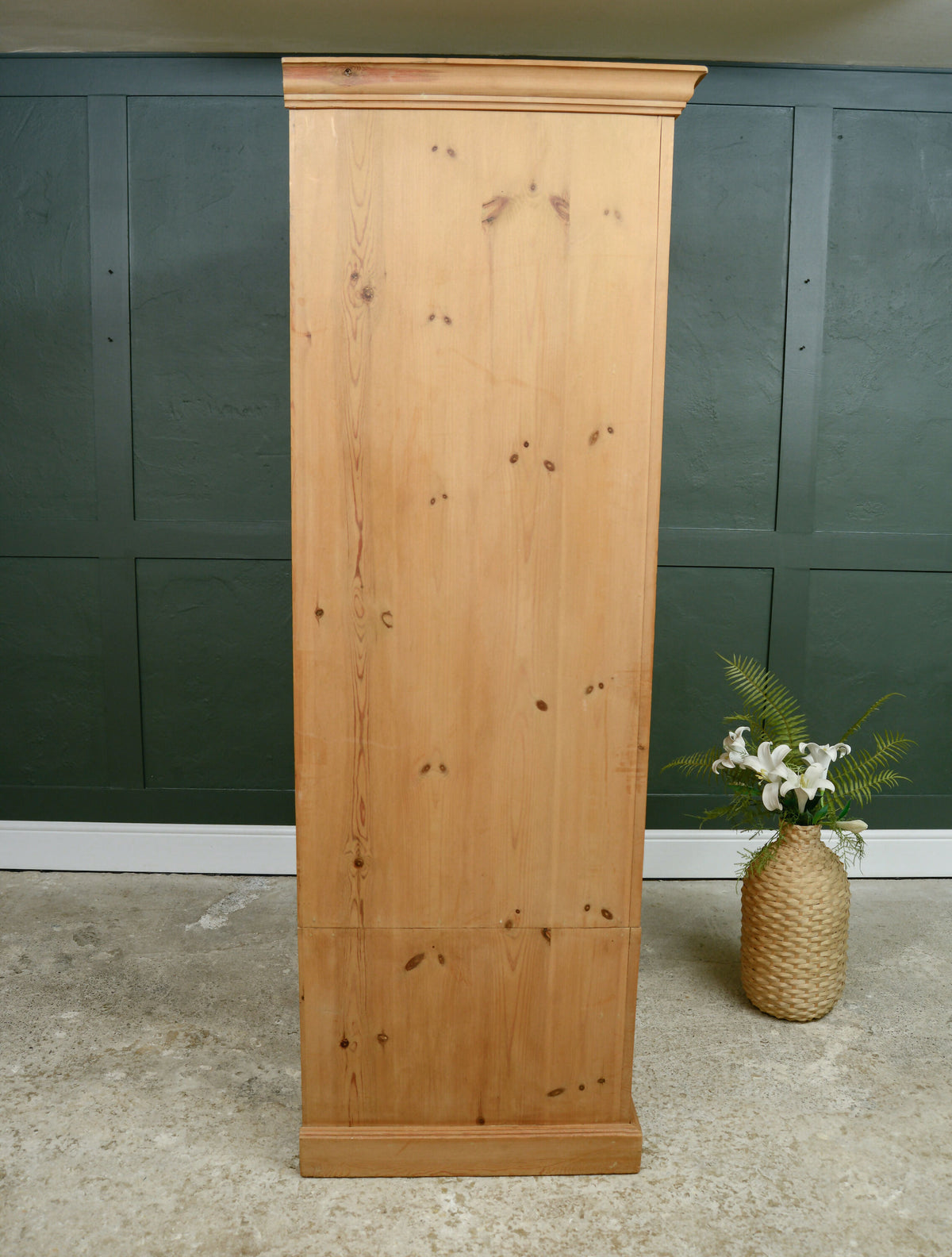 Victorian Style Pine Double Wardrobe with Drawers - Modern