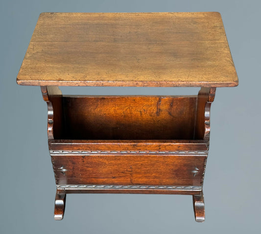 Titchmarsh & Goodwin Oak Magazine Table RL88