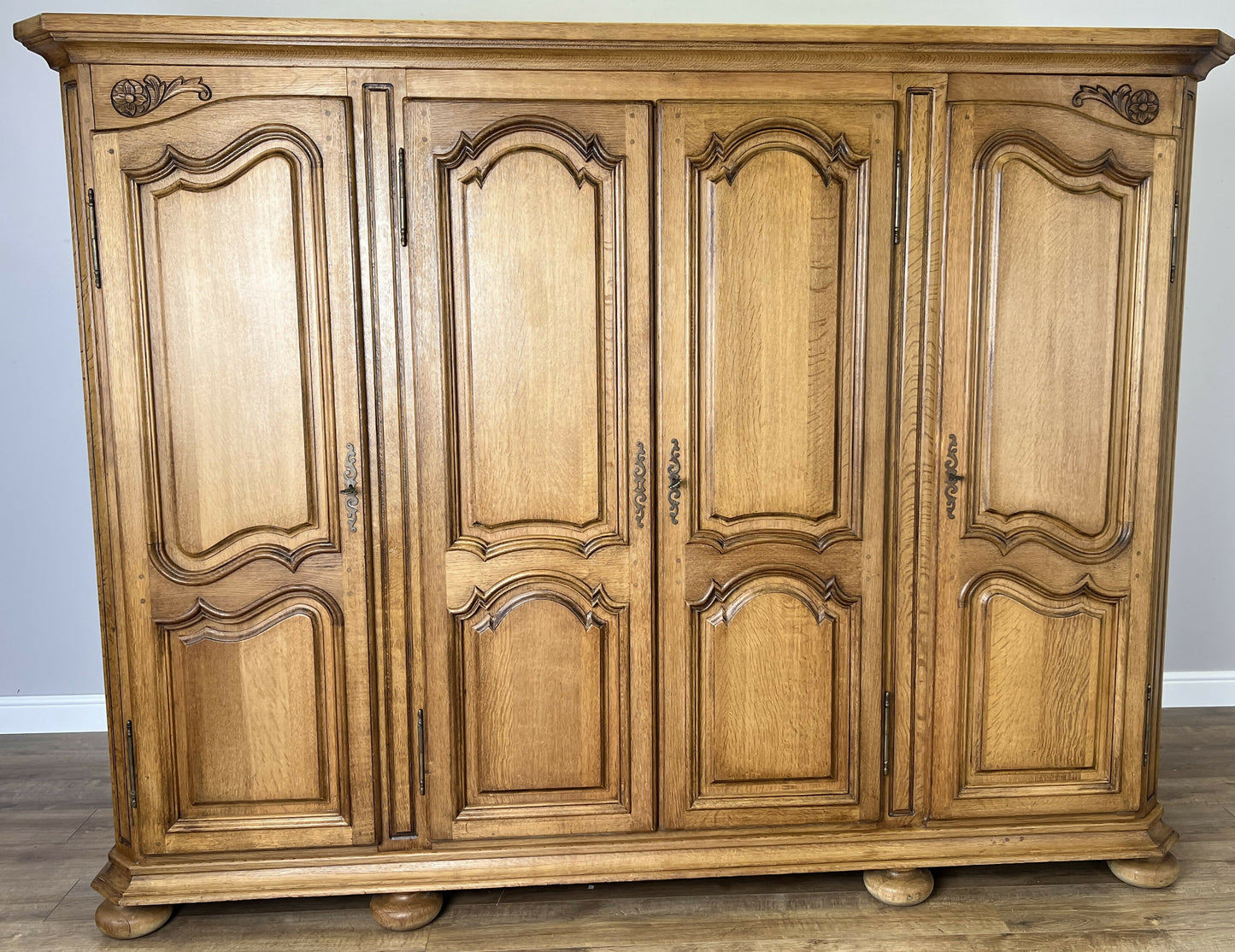 Wardrobe Vintage French Style Oak Four Door Carved Armoire Cabinet LOT 6116