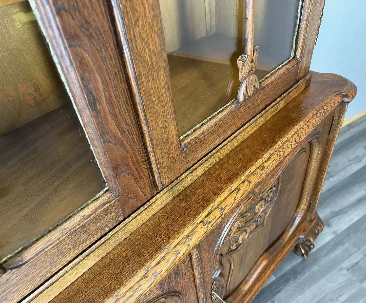 Bookcase Vintage French Louis XIV Style Oak Display Cabinet Sideboard LOT 4476