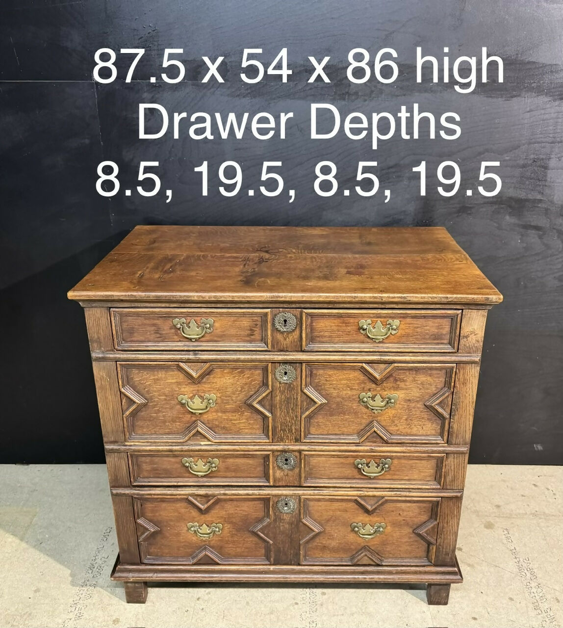 18th Century Oak chest of Drawers