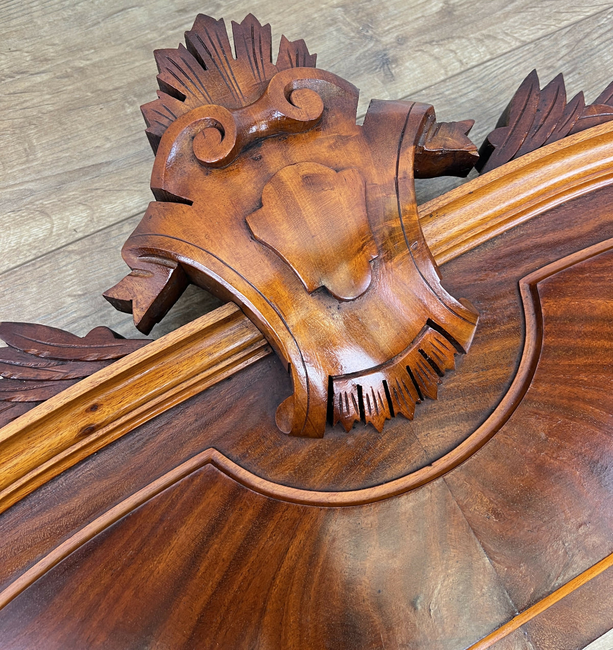 Pediment Antique French Style Walnut Carved Decorative Crest LOT 6528