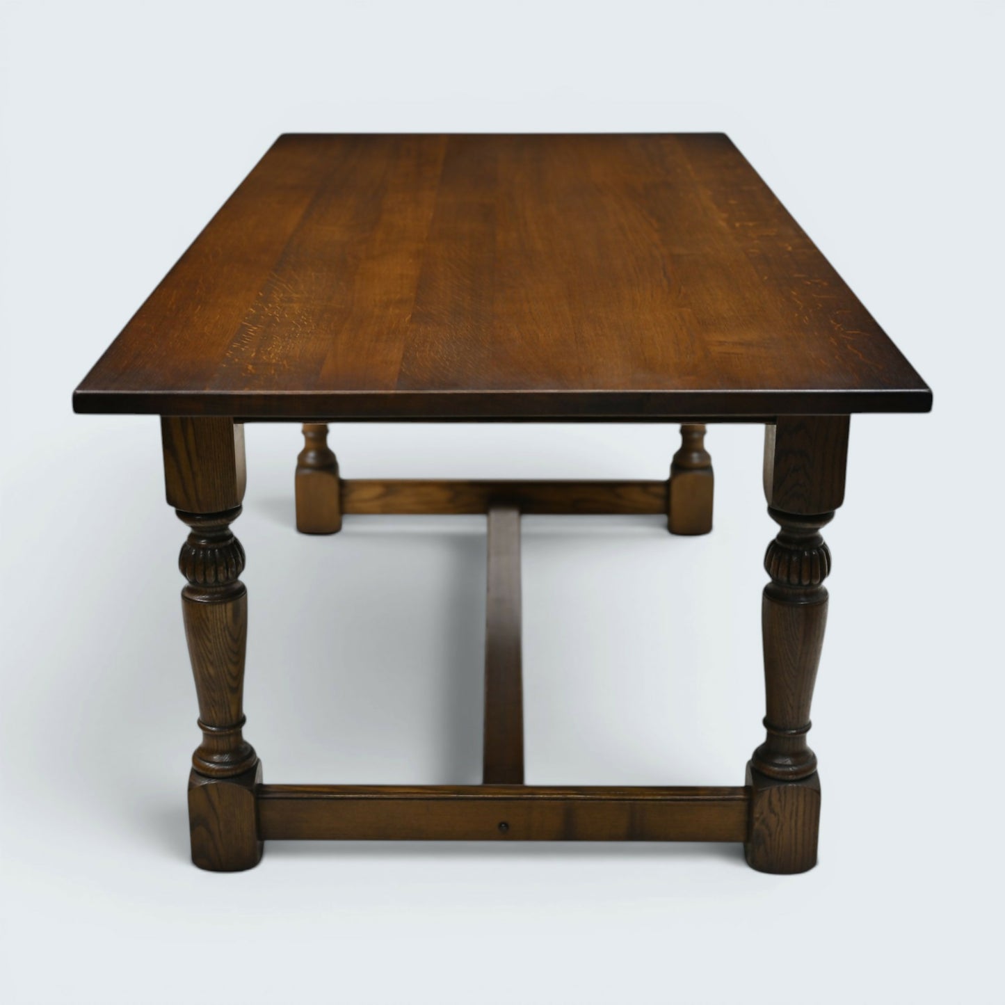 Old Charm Exeter Solid Oak Dining Table Light Oak VGC Seats 8 FREE UK Delivery