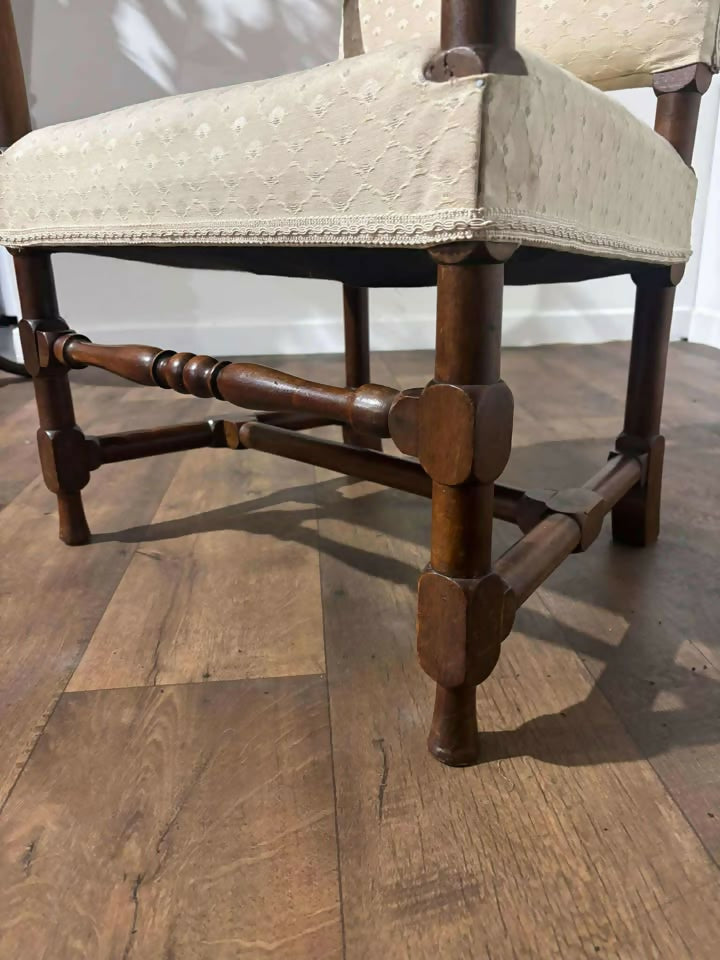 Early 20th Century Oak Framed Hump Back Side Chair