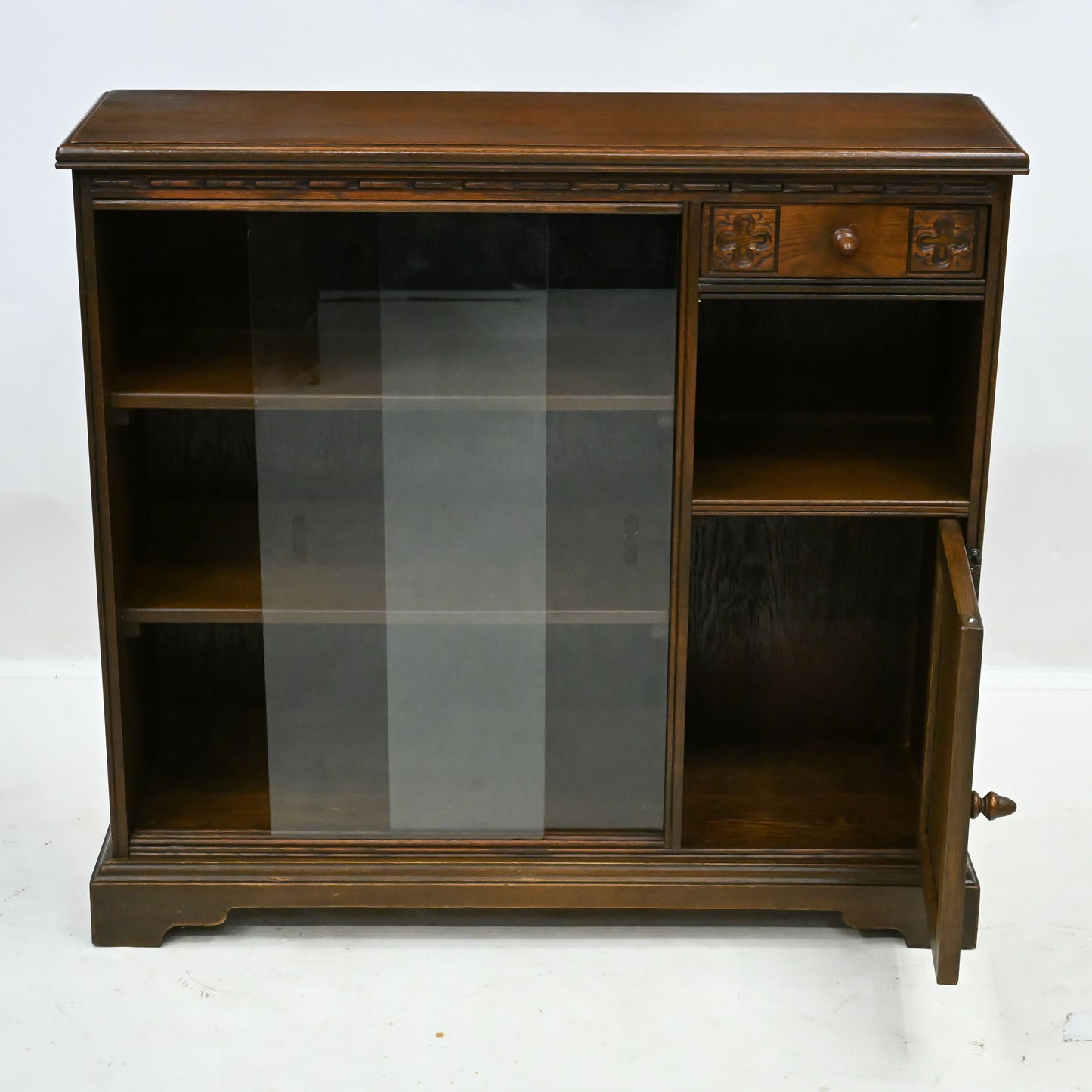 Old Charm Small Bookcase Drawer Cupboard Tudor Brown Model 1433 FREE UK Delivery. SBR10925/0909E