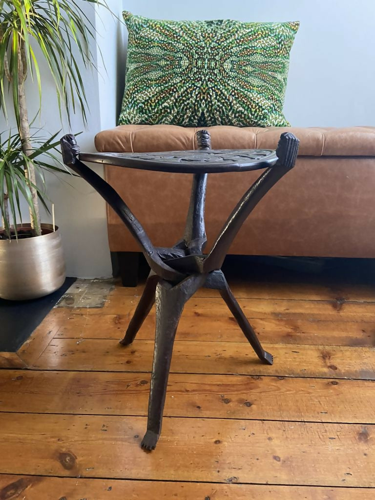 Wood carved Africa Fold Up Side table