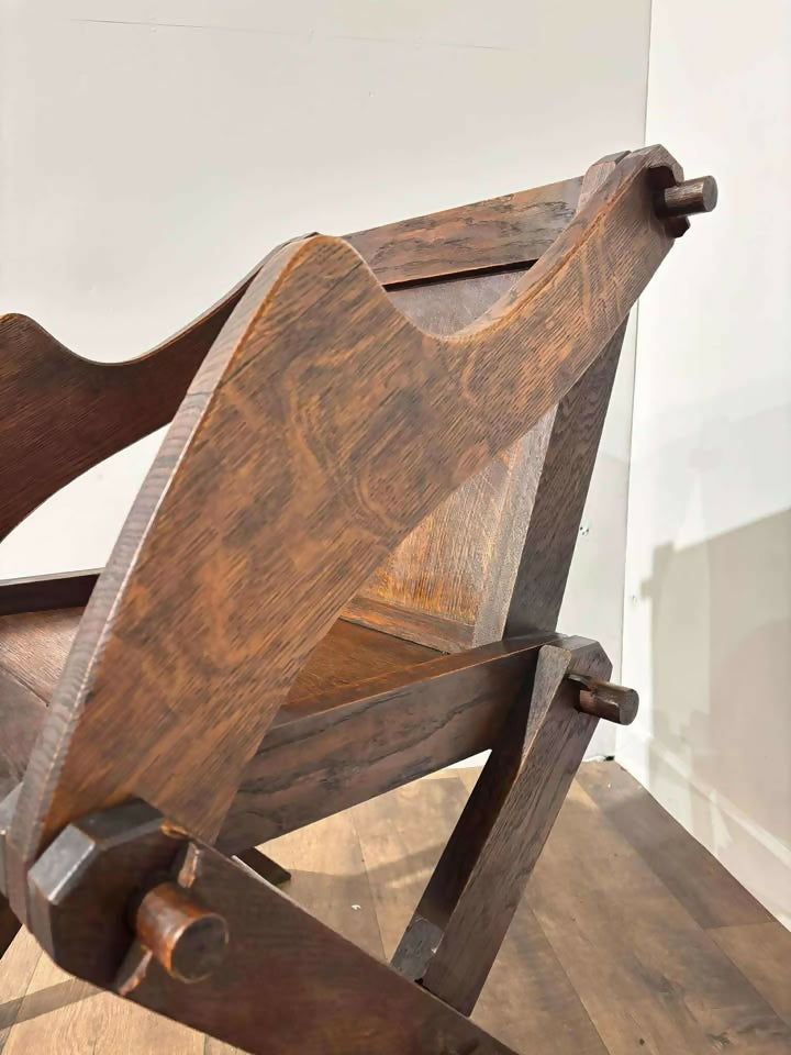 Oak Glastonbury / Ecclesiastical Chair