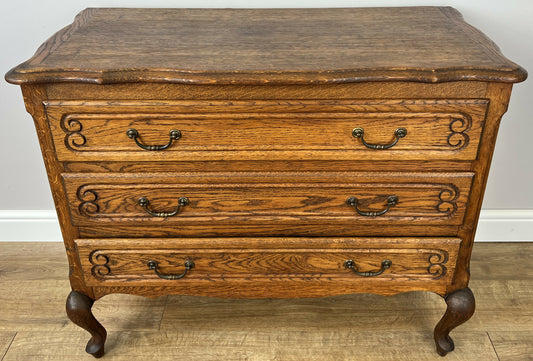 Chest of Drawers Vintage French Louis Oak 3 Drawers Carved Cabinet LOT 6270