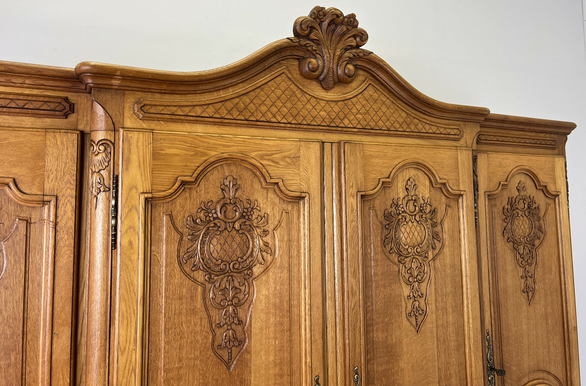 Wardrobe Vintage French Louis XVI Style Oak Four Door Carved Armoire LOT 6516
