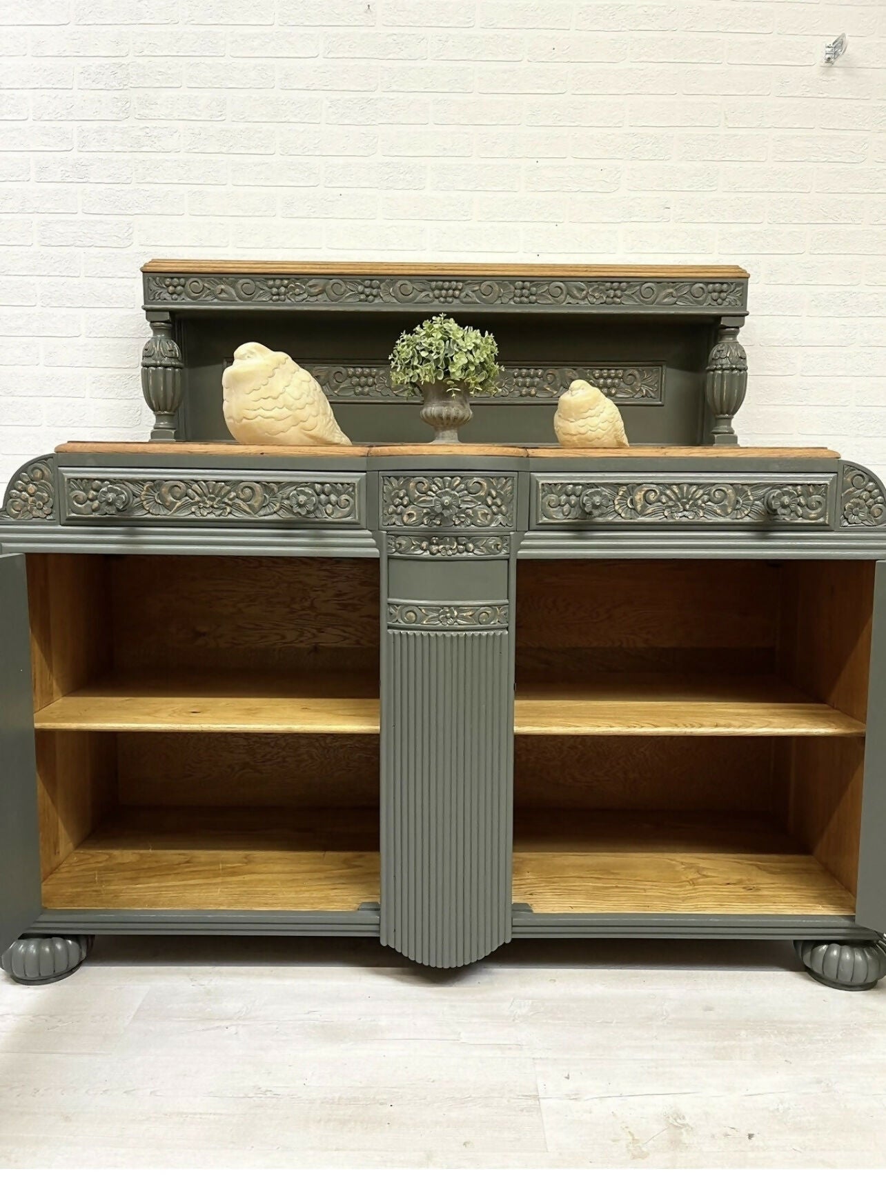 Stunning Art Deco Vintage Sideboard Solid Oak