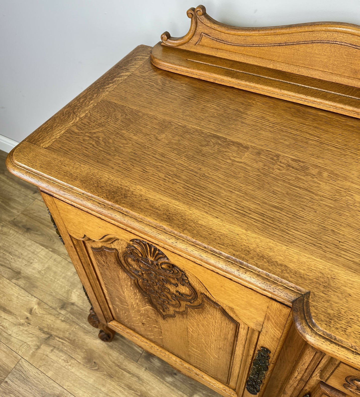 Sideboard Vintage French Louis Style Oak 4 Door Cupboard Carved Cabinet LOT 6362