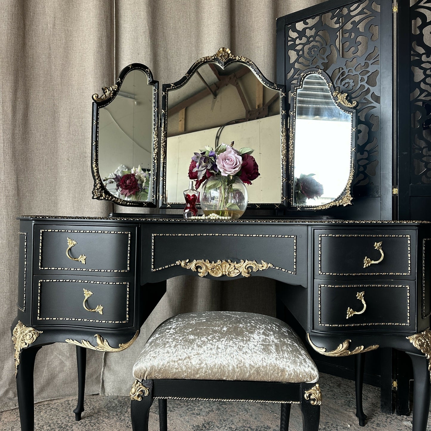 High Gloss Dressing Table Black and Gold Olympus Dressing Table