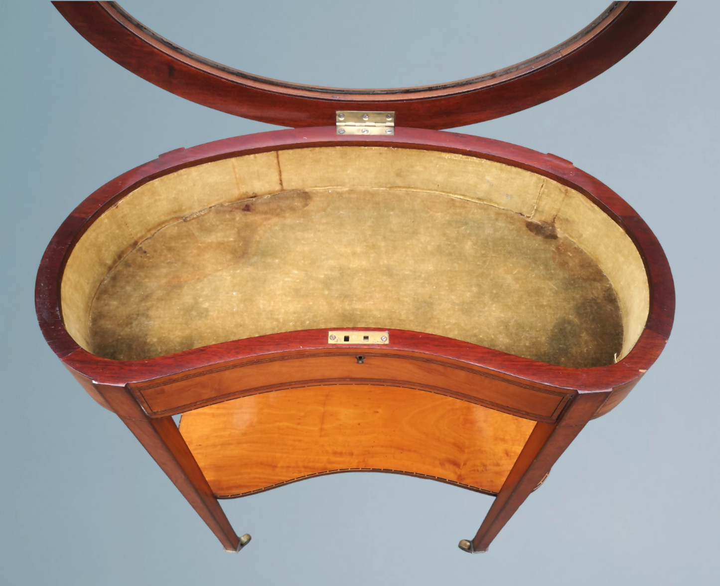 Edwardian Inlaid Kidney Shaped Satinwood Bijouterie Table