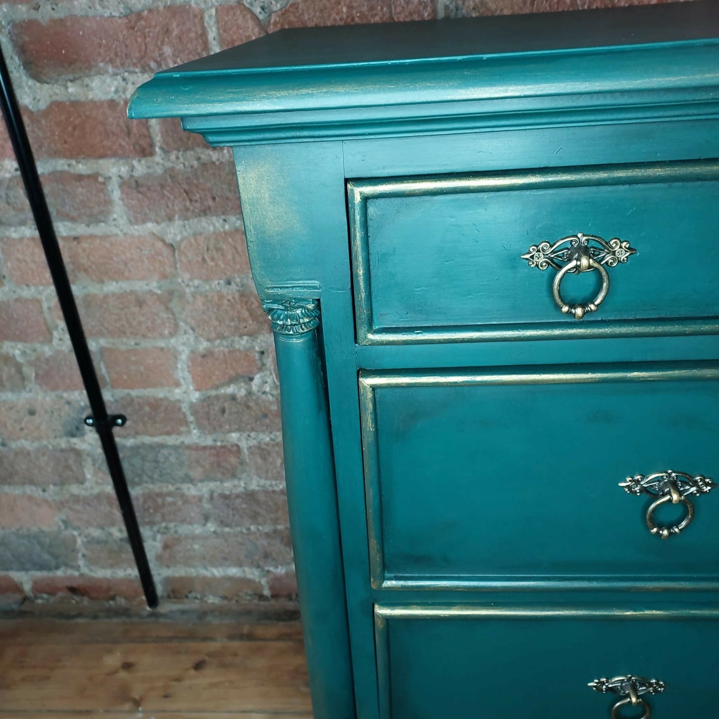 Gren Vintage Chest of Drawers
