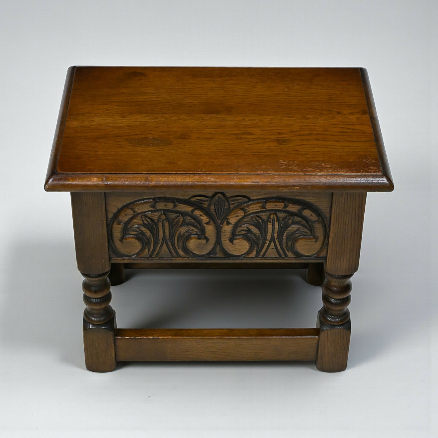 Old Charm Oak Slipper Box Footstool Foot Stool Table Light Oak Free Delivery