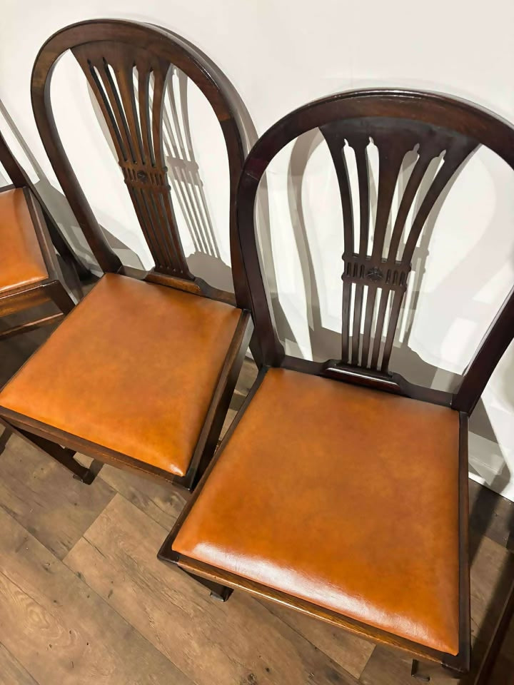 Set of Six Vintage Mahogany Dining Chairs - two of which are carvers.