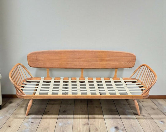 Mid Century Ercol Studio Couch Day Bed Sofa Blonde