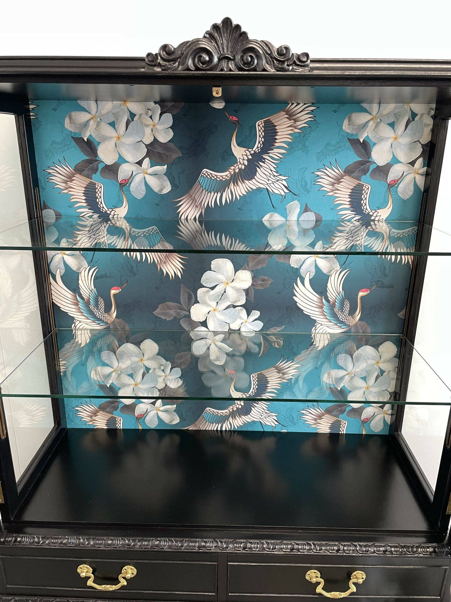 Bespoke Glass Door Display Cabinet With Turquoise Crane Bird Design