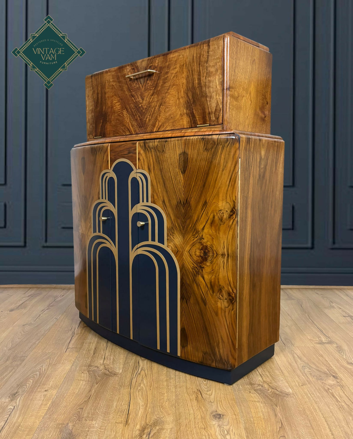Art Deco cocktail cabinet **Deco Fountain**