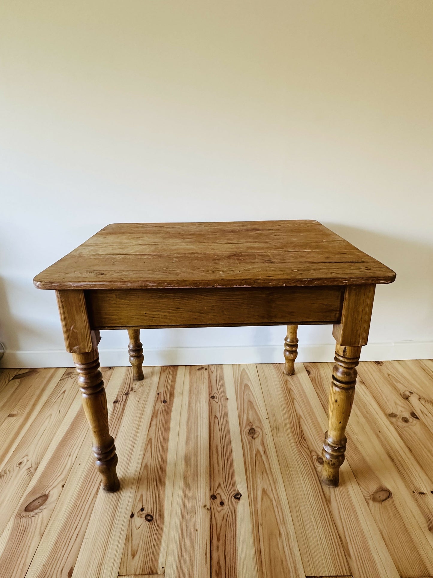 Antique Pine Table Scrub Top Rustic Kitchen Stripped Dining Table