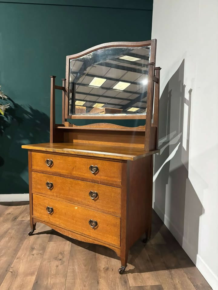 Arts and Crafts Oak Dressing Table3